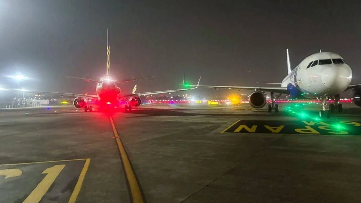 Air India and IndiGo Aircraft Narrowly Avoid Taxiway Collision