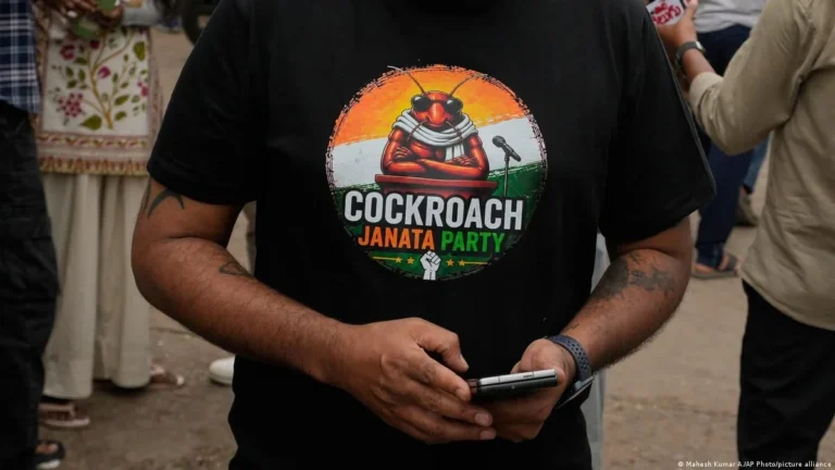 Cockroach Janta Party Stages Mass Protest at Jantar Mantar Over Exam Irregularities