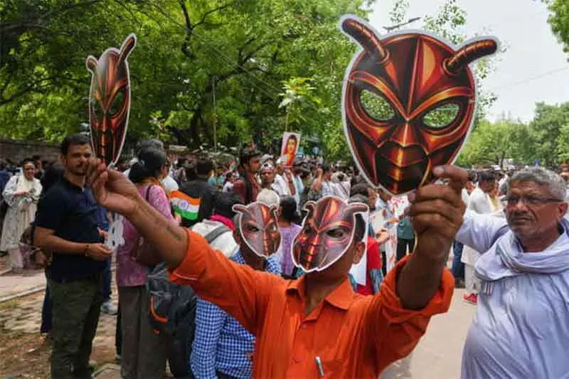 Indian Government and Youth Dissent Tension