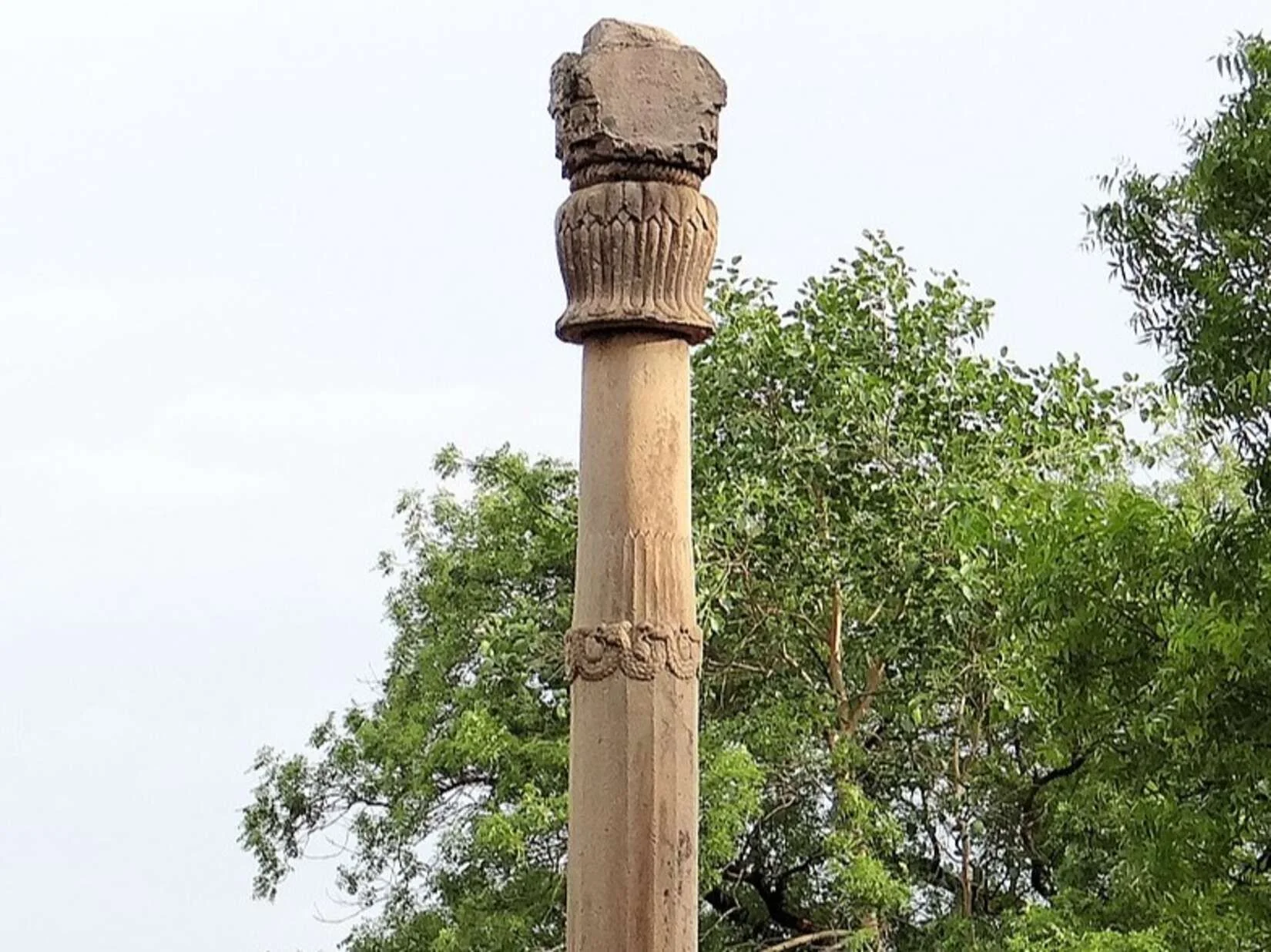 Ancient Greek Heliodorus Pillar in India Proves Early Cross-Cultural Diplomacy