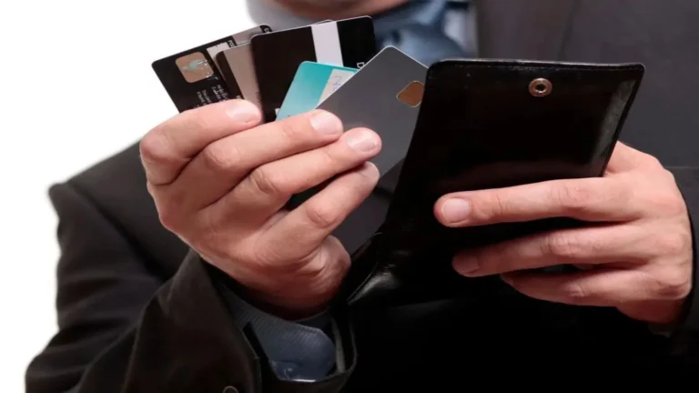 India Active Credit Cards Cross 120 Million Milestone in May