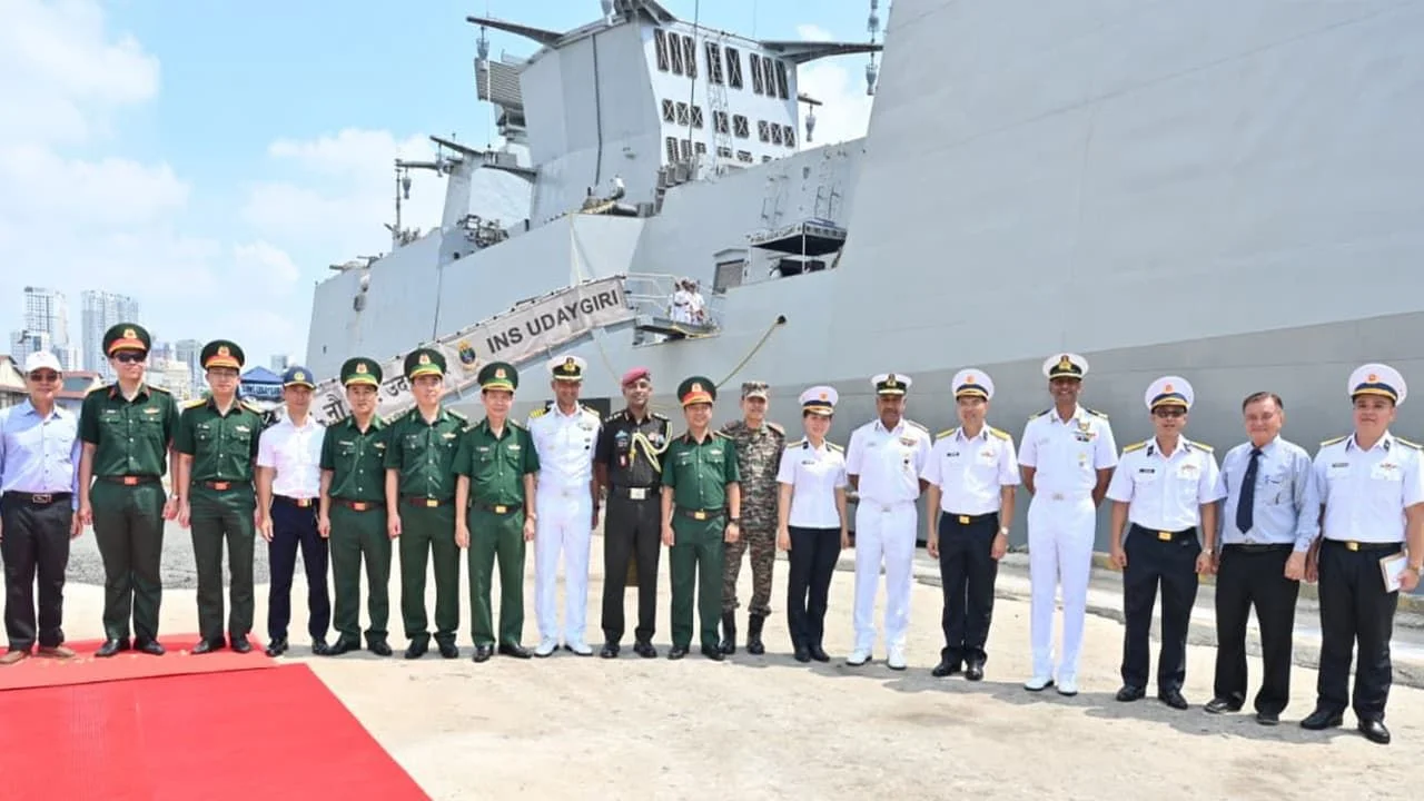 Indian Navy Warships Arrive in Vietnam to Deepen Strategic Defence Ties