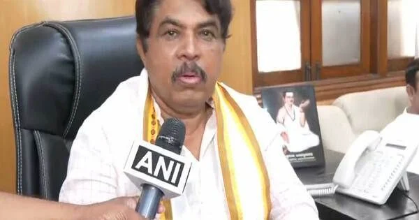 BJP Leader Rajegowda Demands Removal of Karnataka Chief R Ashok
