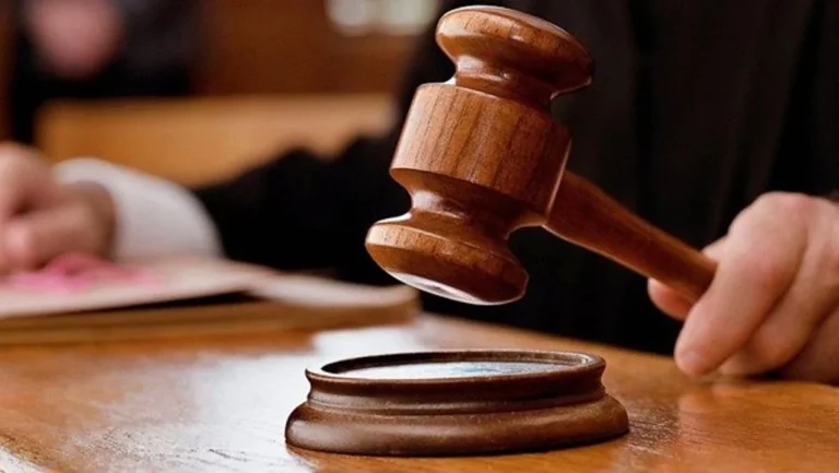 Kochi Court Issues Arrest Warrants for Congress Leaders
