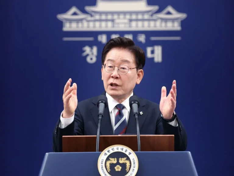 President Lee Proposes Constitutional Reform for Election Watchdog