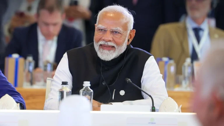 Modi Greets Dharmendra Pradhan on 57th Birthday