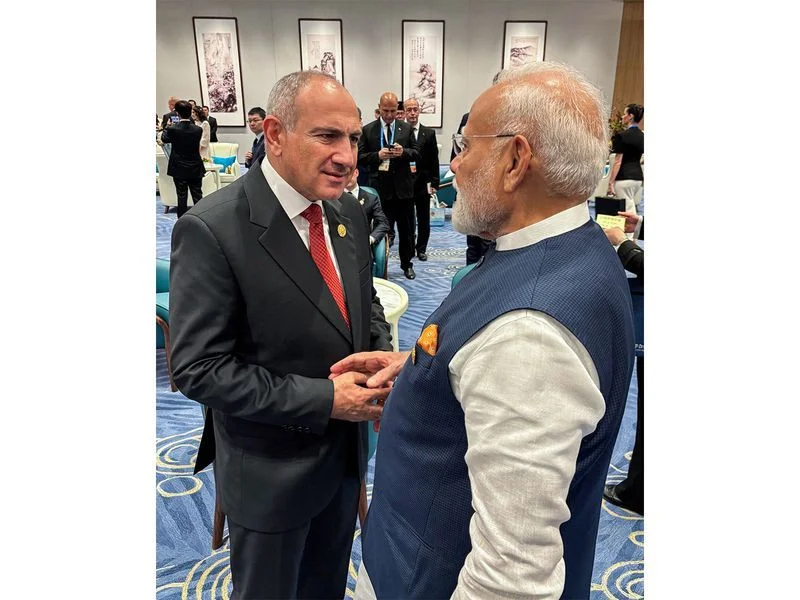 PM Modi and Armenian PM Pashinyan Strengthen Ties After West Asia Repatriation