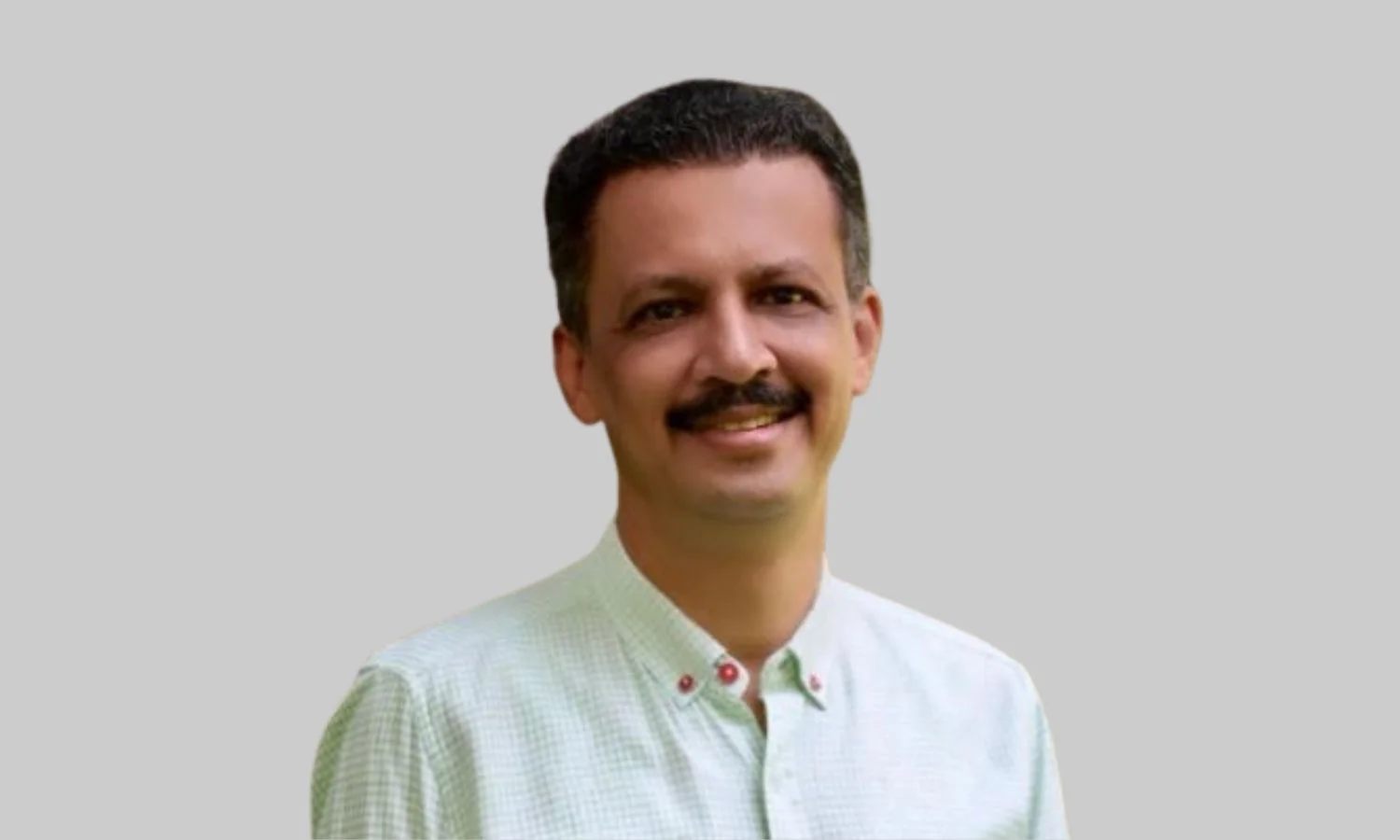 Mumbai KEM Hospital Renaming Proposal Sparks Fierce Political Controversy