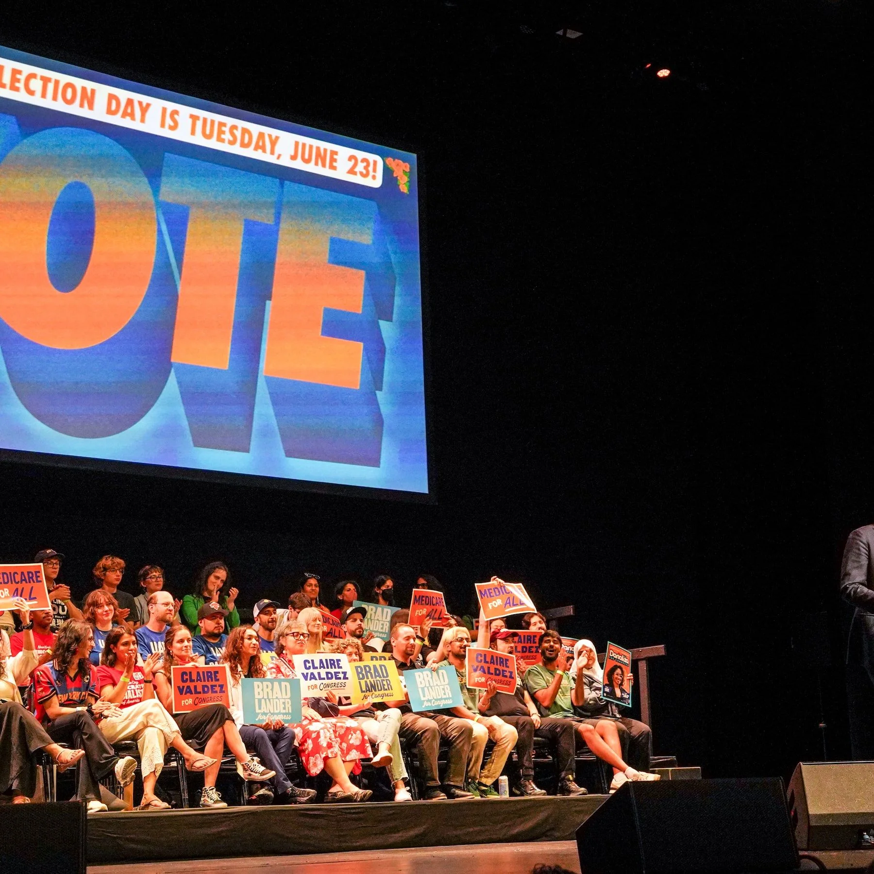 New York Democratic Primaries Shift Focus to Highly Contested US House Seats