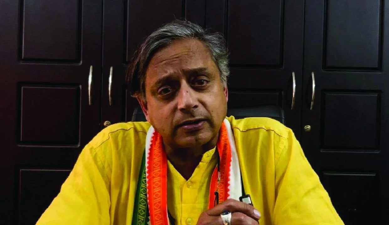 Congress Rebukes Shashi Tharoor Over Narendra Modi Remarks
