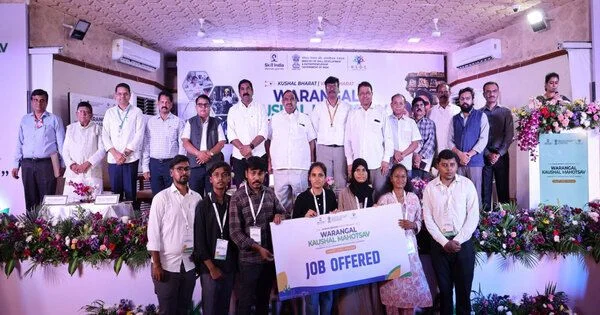 Over 1,000 Telangana Youth Secure Job Offers in Warangal