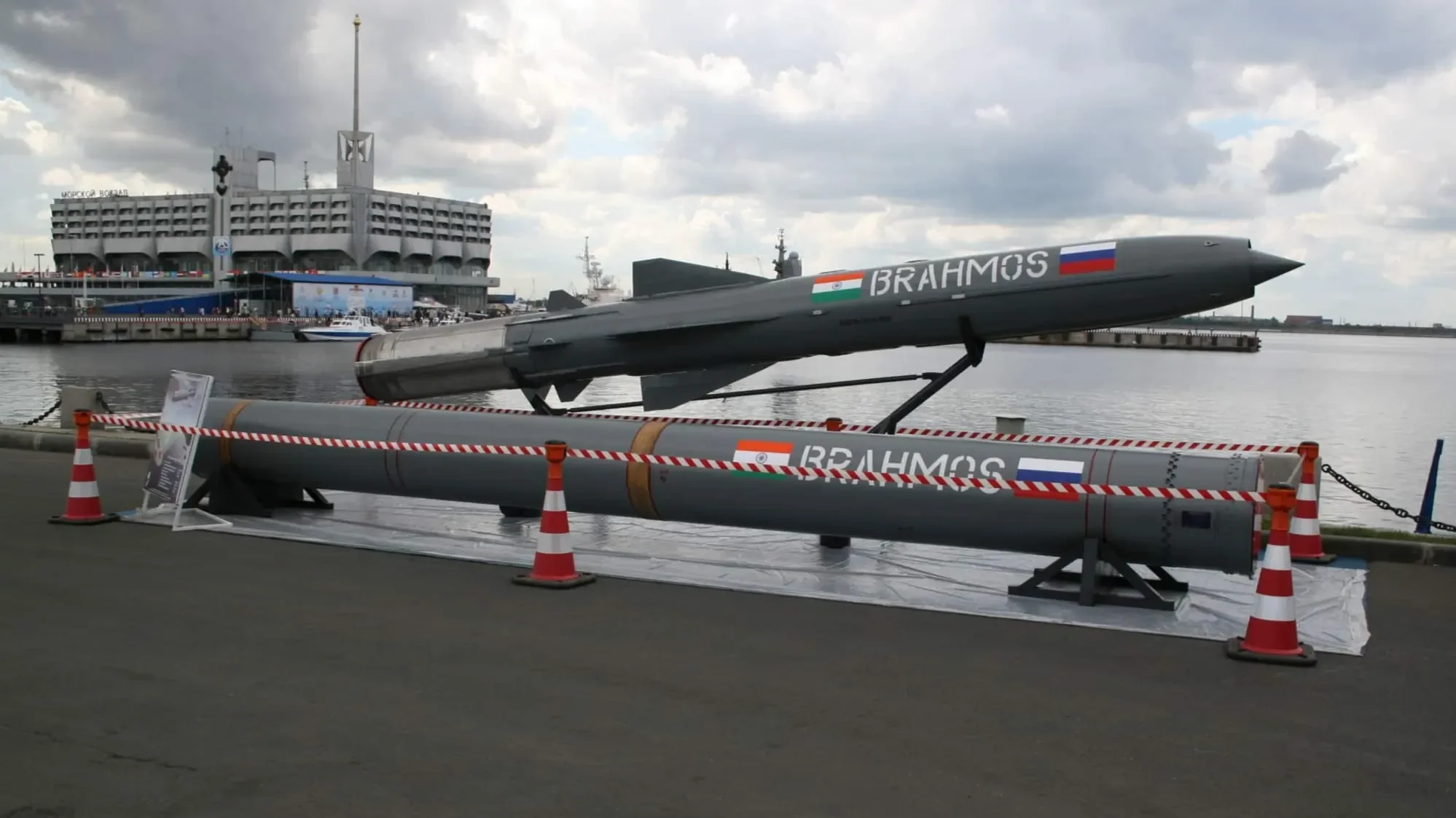 UAE Fast-Tracks Negotiations to Purchase India's BrahMos Supersonic Missiles
