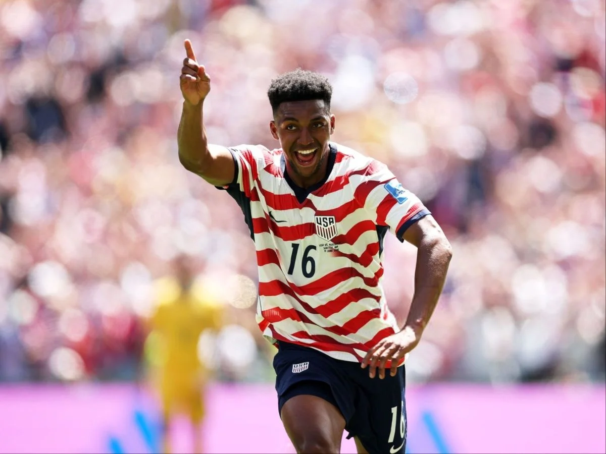 USMNT Beats Australia 2-0 to Reach World Cup Knockouts