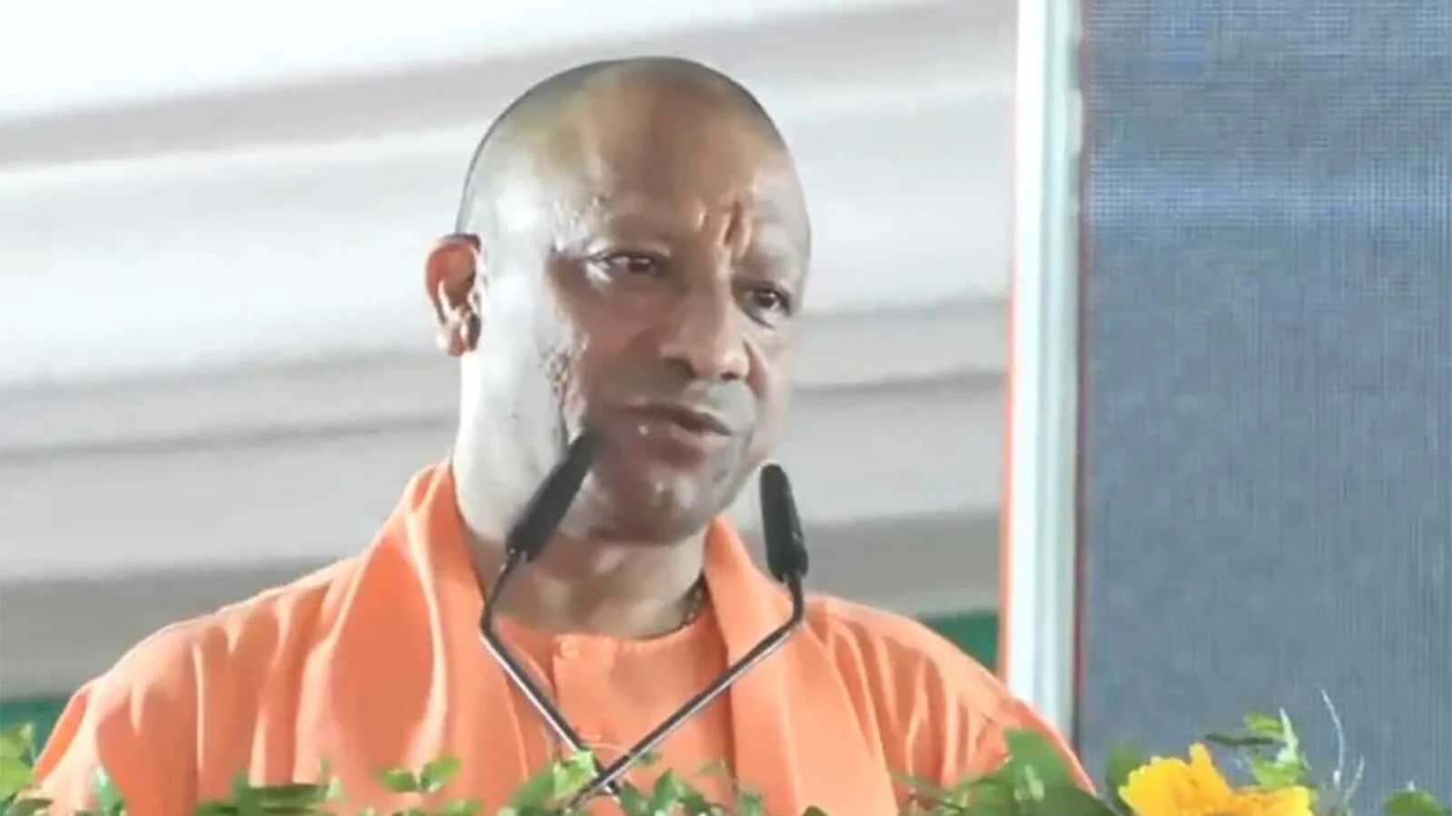 Yogi Adityanath Orders Immediate Encroachment Crackdown At Janata Darshan