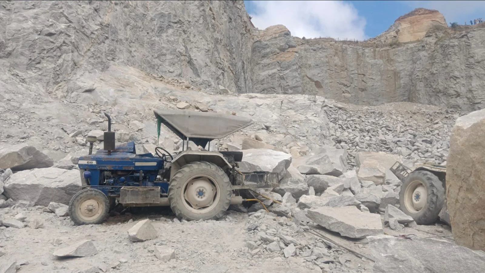 Bengaluru Quarry Accident Leaves Seven Workers Dead