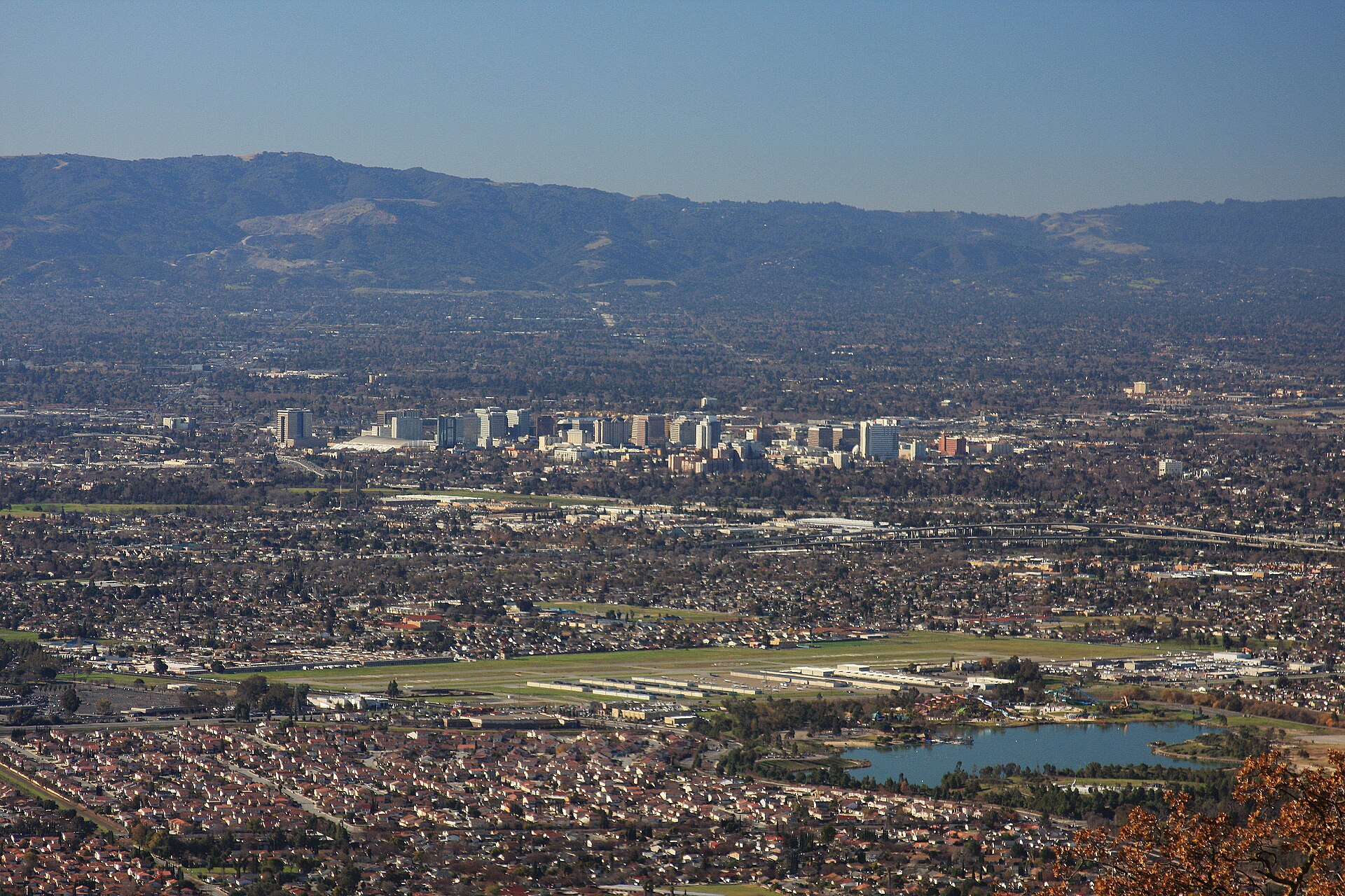 San Jose skyline: Oberndorf and Bascom Group Acquire Museum Park Apartments in San Jose for $53.1 Million (illustrative file photo)