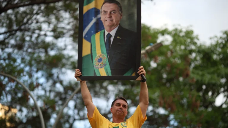 Brazilian Senator Flávio Bolsonaro speaking to journalists in Brasília following his presidential election defeat on October 25, 2026